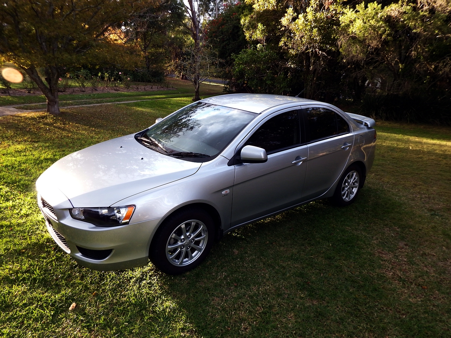 Mitsubishi Lancer 2010 2L Sedan CVT